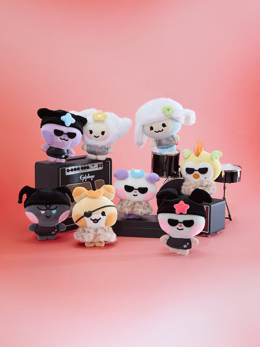 MIGHTEEZ Rock The Stage Popstar Plush Keyring - official product photo
