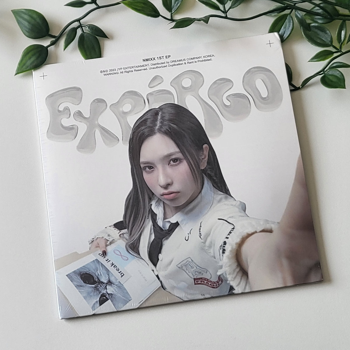 NMIXX - EXPERGO [DIGIPACK VER.] (6 VERSIONS) – LightUpK