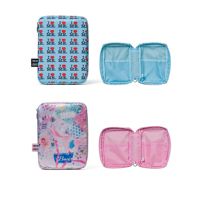 (PRE-ORDER) ILLIT - 1ST SINGLE ALBUM [NOT CUTE ANYMORE] (ILLIT X ASHLEY WILLIAMS POUCH VER.) (2 VERSIONS) - LightUpK