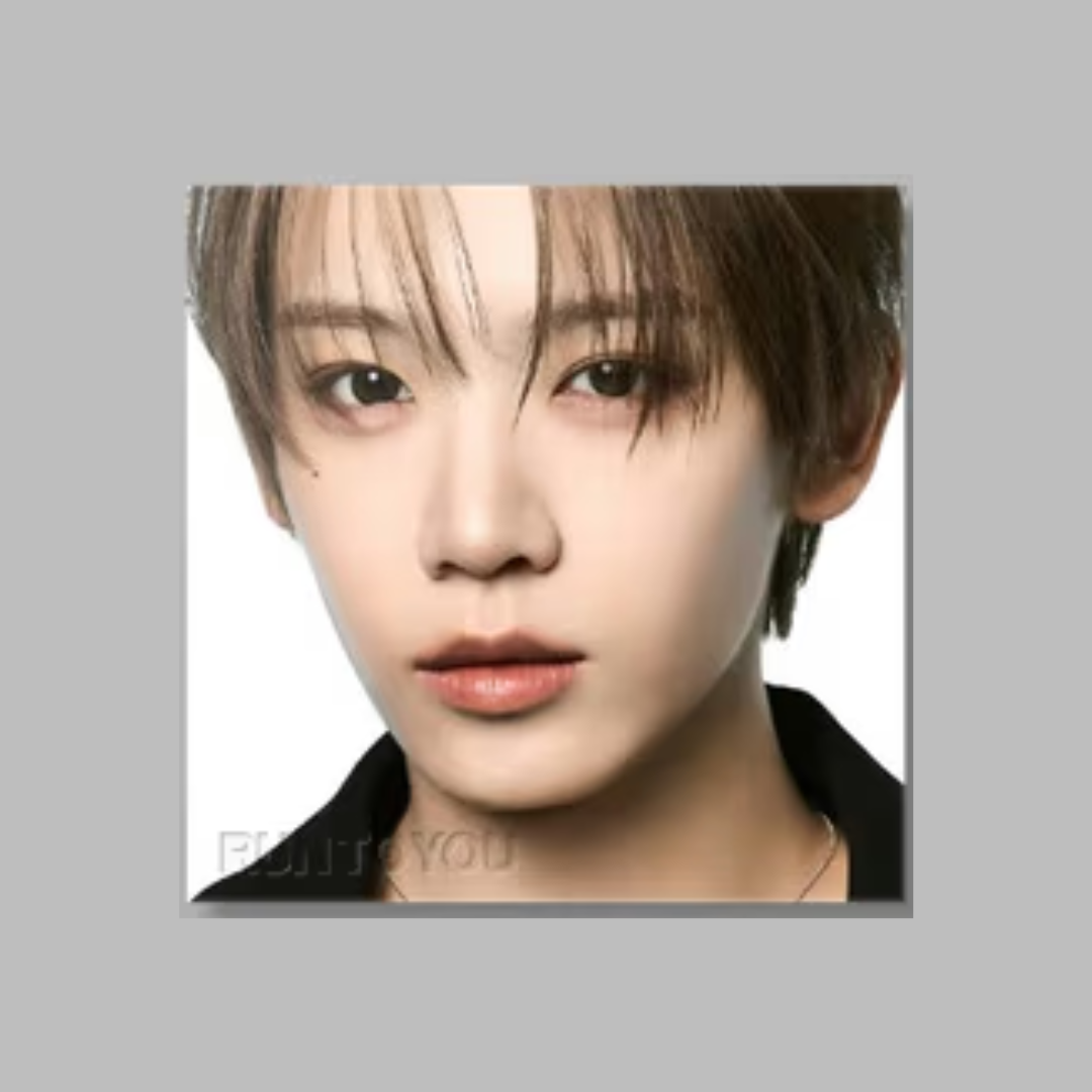 (PRE-ORDER) AHOF - 3RD MINI ALBUM [RUN TO YOU] (DIGIPACK VER.) (10 VERSIONS) RANDOM