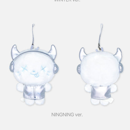 (PRE-ORDER) AESPA - 2025-26 AESPA LIVE TOUR [SYNK : AEXIS LINE] : FANLIGHT DOLL KEY RING (SILVER VER.) (4 VERSIONS) - LightUpK