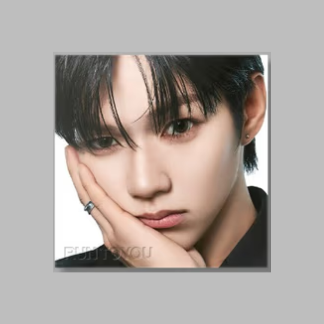 (PRE-ORDER) AHOF - 3RD MINI ALBUM [RUN TO YOU] (DIGIPACK VER.) (10 VERSIONS) RANDOM