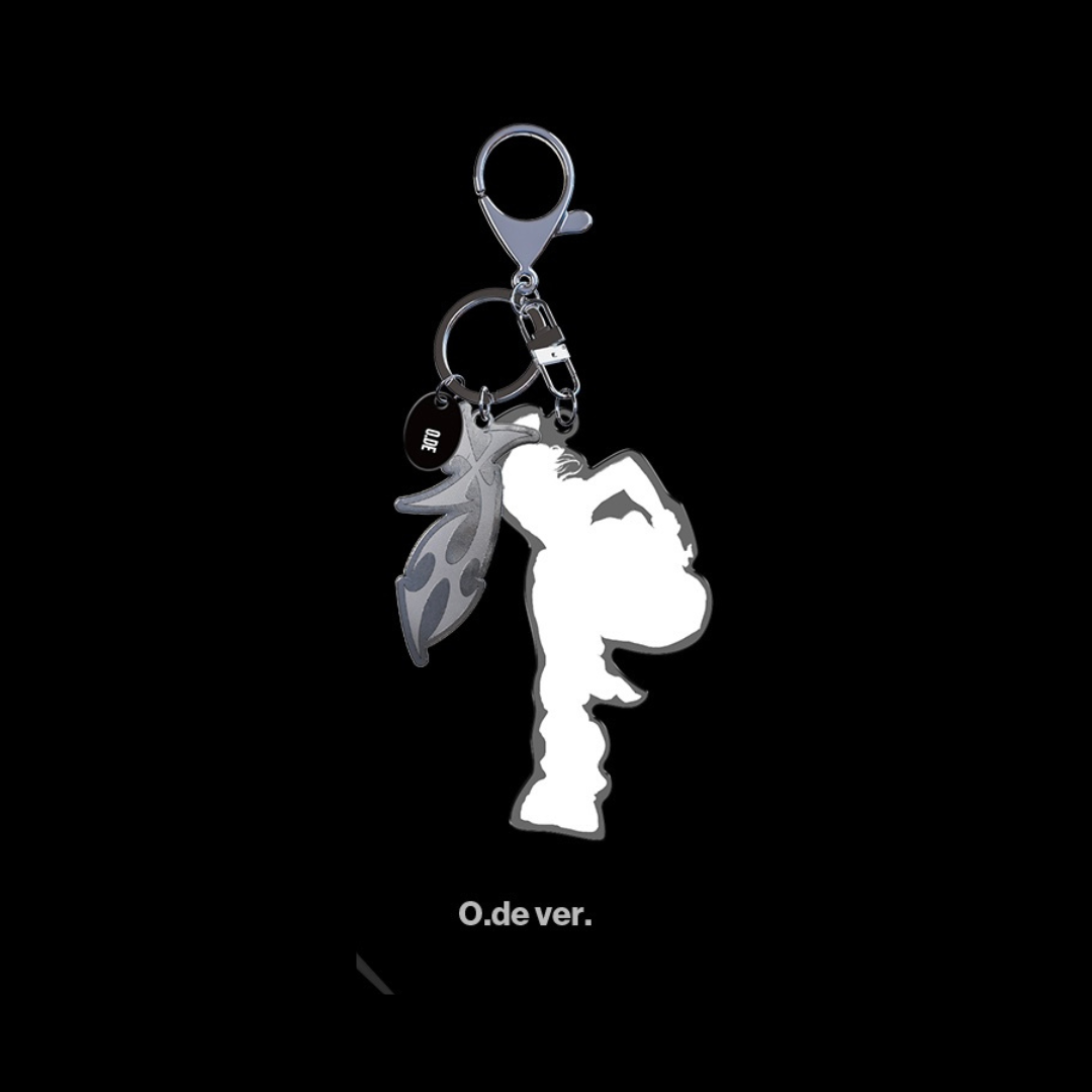 XDINARY HEROES - 8TH MINI ALBUM [DEAD AND] ILLUSTRATION KEYRING VER. (6 VERSIONS) - LightUpK