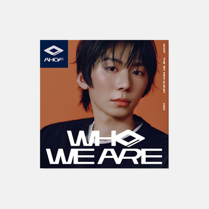 AHOF - 1ST MINI ALBUM [WHO WE ARE] (JEWEL VER.) (10 VERSIONS) - LightUpK