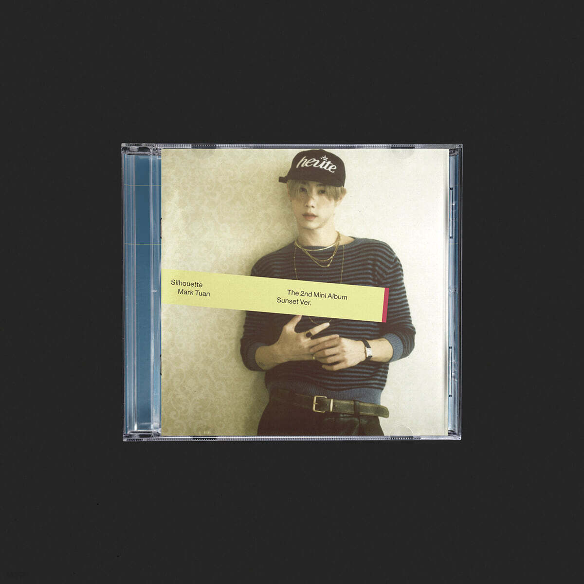 (PRE-ORDER) MARK TUAN - SILHOUETTE (JEWEL VERSION) (2 VERSIONS) - LightUpK