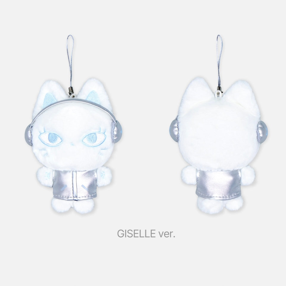 (PRE-ORDER) AESPA - 2025-26 AESPA LIVE TOUR [SYNK : AEXIS LINE] : FANLIGHT DOLL KEY RING (SILVER VER.) (4 VERSIONS) - LightUpK