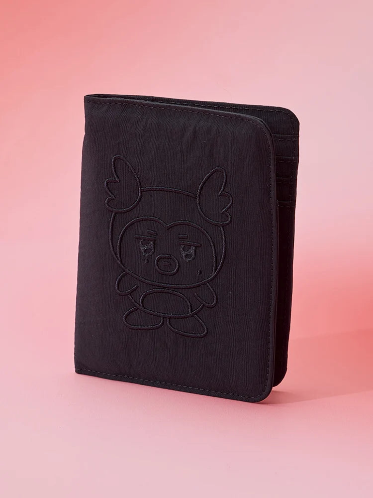 ATEEZ - MIGHTEEZ - [ROCK THE STAGE] PASSPORT CASE (8 VERSIONS)