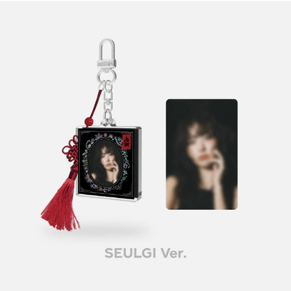 RED VELVET - [BLACK] CHILL KILL - FRAME PHOTO KEYRING (5 VERSIONS)