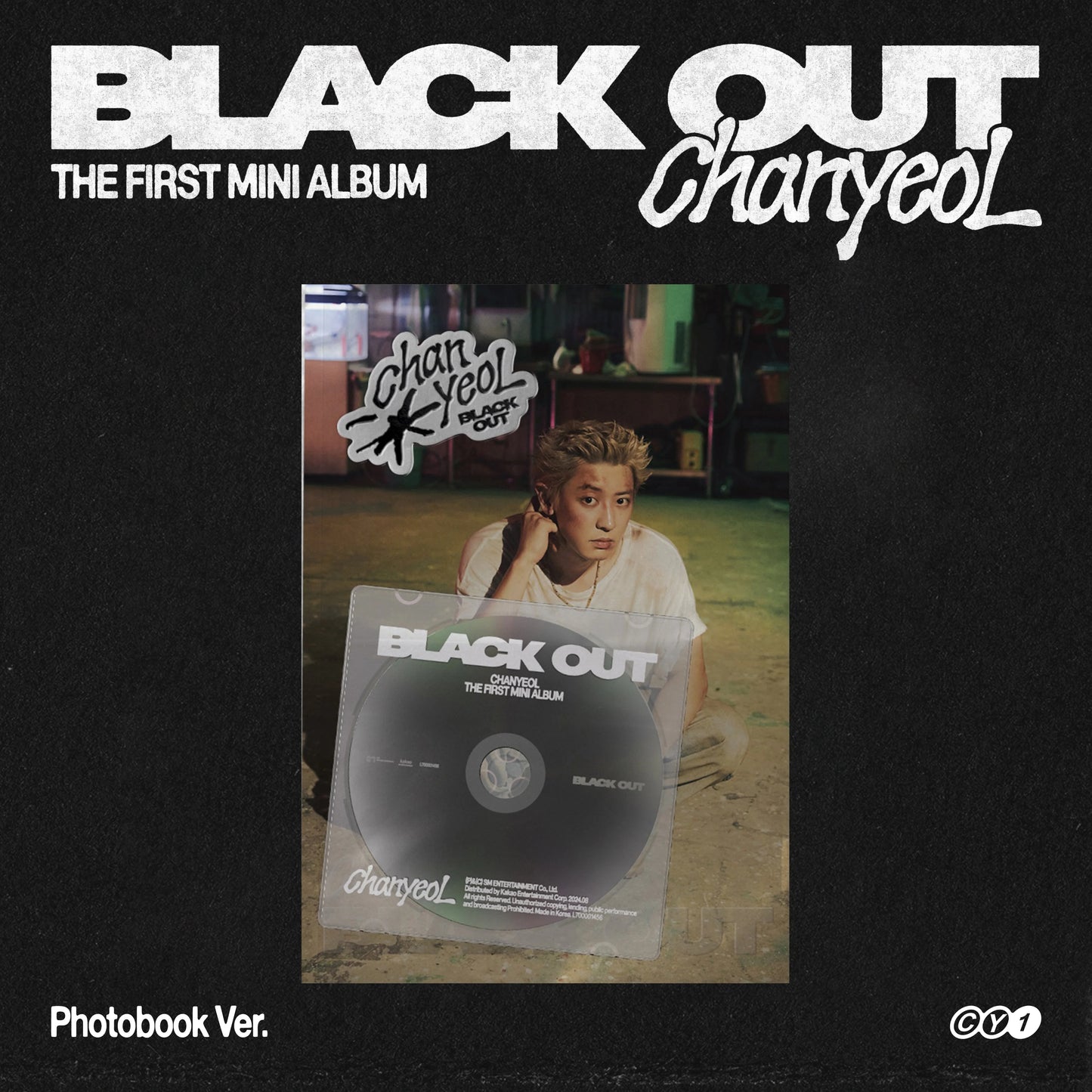 CHANYEOL - 1ST MINI ALBUM [BLACK OUT] (PHOTO BOOK VER.) (2 VERSIONS)