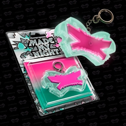 (PRE-ORDER) LE SSERAFIM - 2ND SINGLE ALBUM [MADE MY NIGHT] GLOW CLICKER KEYCHAIN (2 VERSIONS)