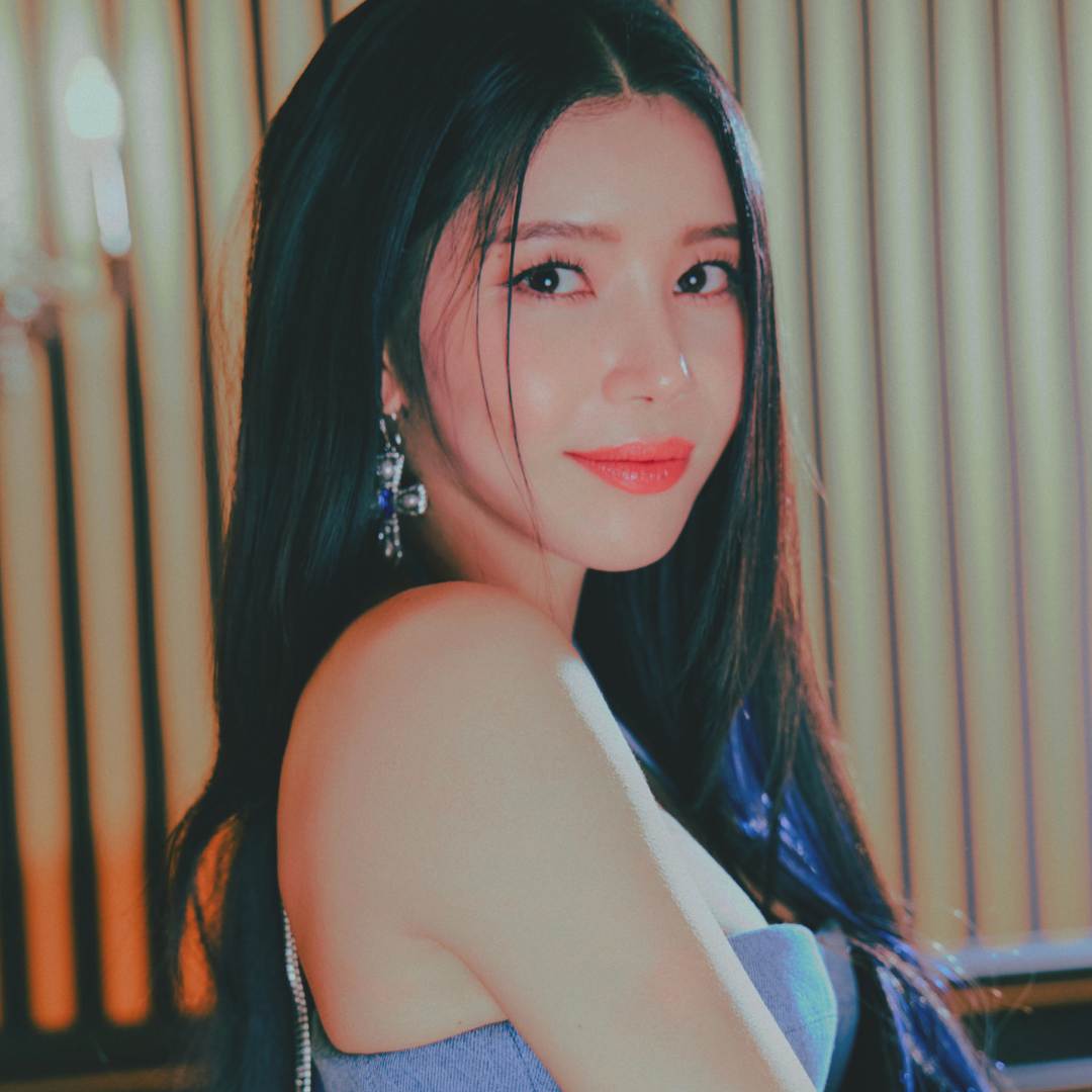 Solar Rapper Girl SOLAR – LightUpK