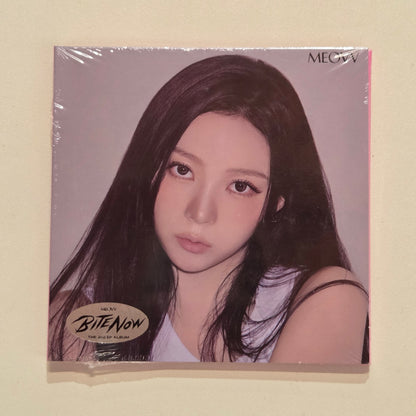 MEOVV - THE 2ND EP ALBUM [BITE NOW] (MEOVV VER.) (5 VERSIONS)