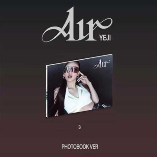 YEJI (ITZY) - [AIR] PHOTOBOOK VER. (2 VERSIONS) - LightUpK